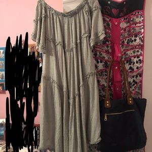 Off the shoulder midi dress. Super cute on!!!